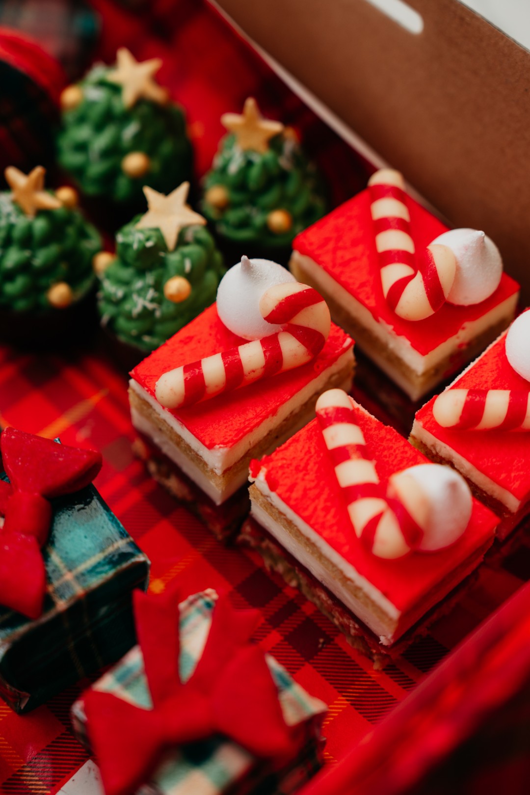 THE GROUNDS CATERING