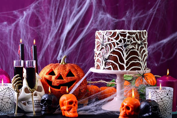Tip Top Decorating Tips: Frightful Frosting!