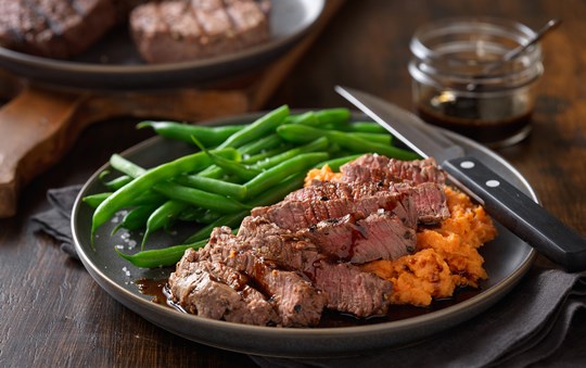 Janssen's Market Catering